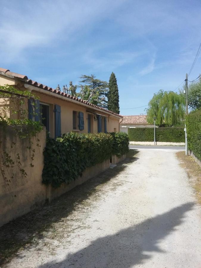 LʼIsle-sur-la-Sorgue Une Chambre En Ville المظهر الخارجي الصورة